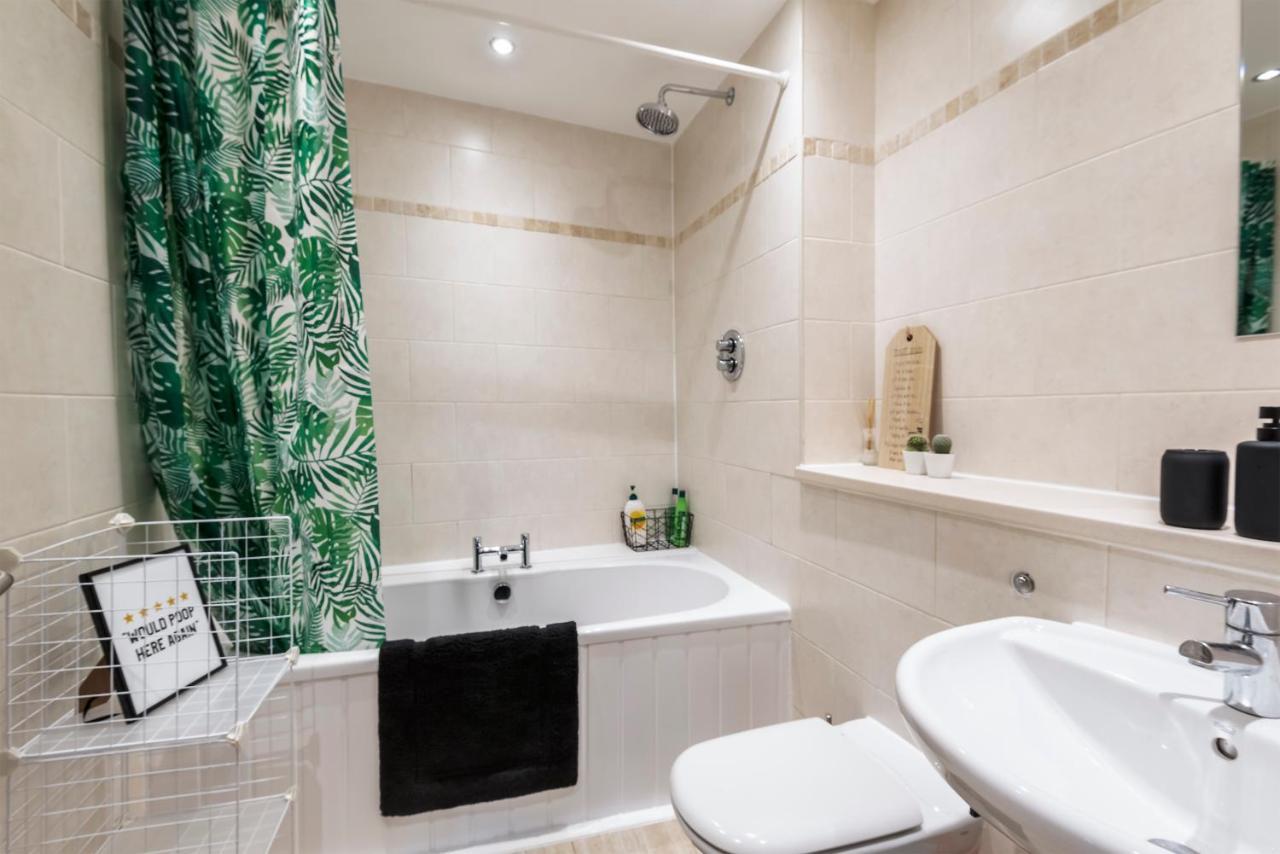 Air Host And Stay - Argyle Apartment Sleeps 4 City Centre Liverpool Extérieur photo
